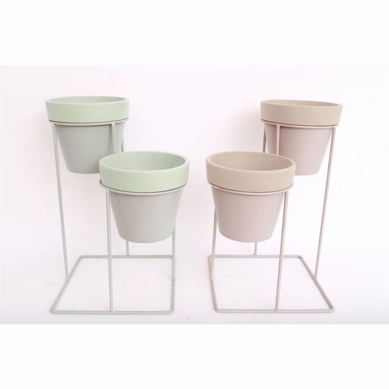 Planter Terracotta x2 on Stand 30x35cm Green Internal