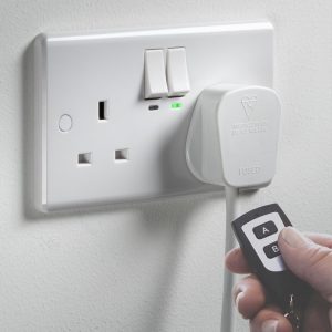 13A 2G SP Switched Socket with RF Remote Control